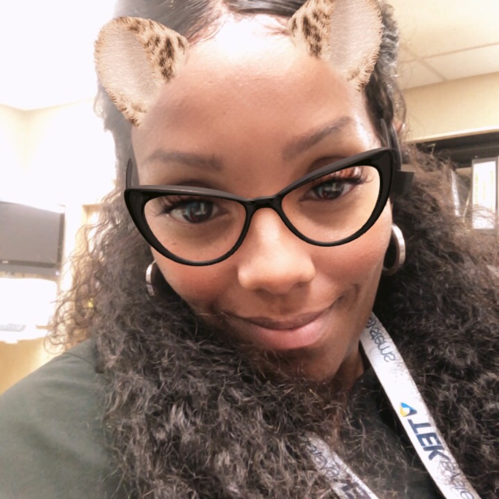 Meet your Posher, Lena